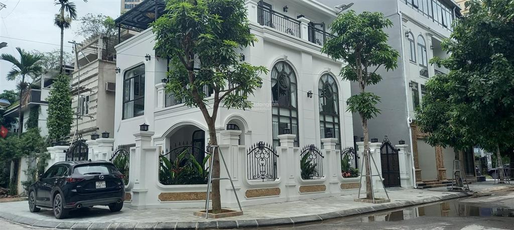 Biệt thự lô góc kđt văn khê, vỉa hè, kinh doanh, gara ôtô, 182m2, 3 tầng full nội thất, nhỉnh 49tỷ