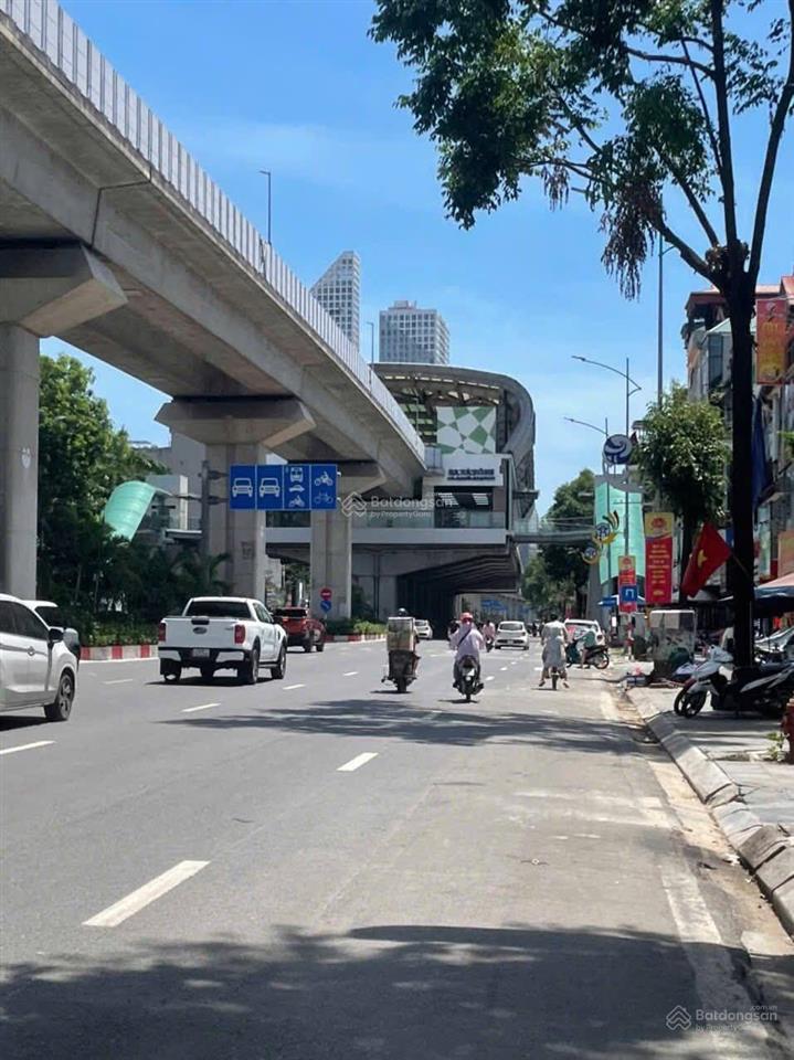 Mặt phố quang trung vỉa hè rộng kd cực tốt, dòng tiền ổn định 50tr/tháng, 65m2 4 tầng mt 5m, 30.3tỷ