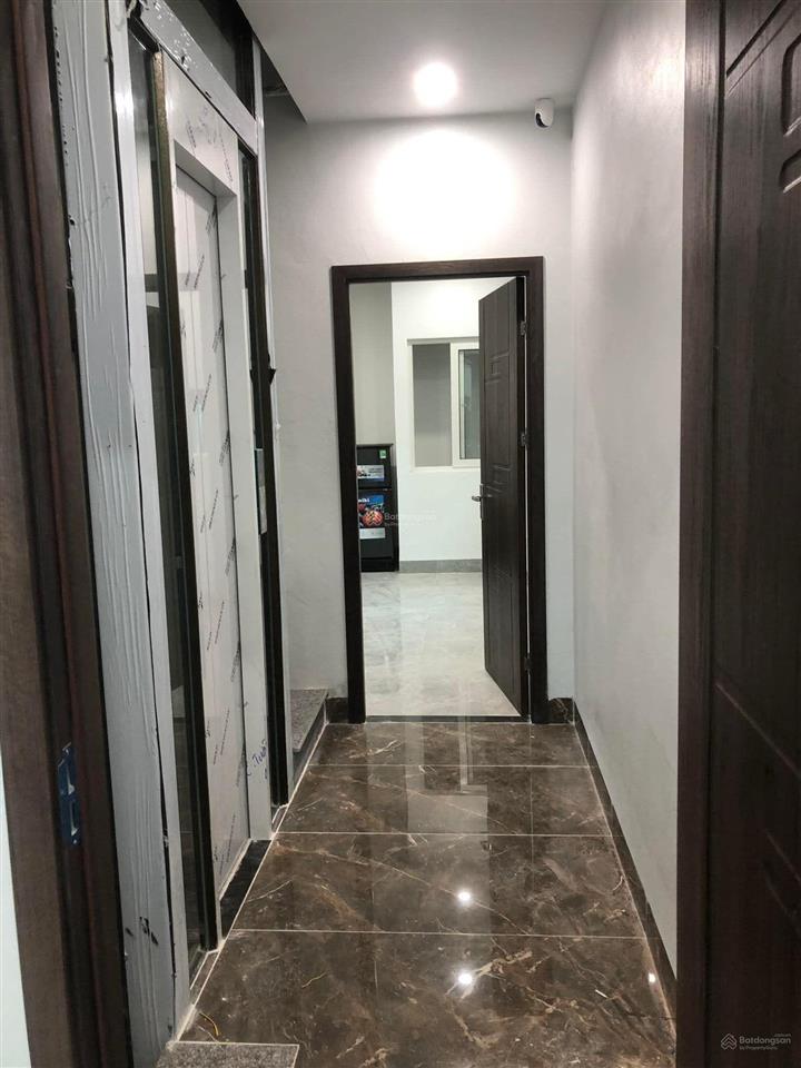 Dòng tiền 800tr/năm 16 phòng kk full đồ, phân lô ô tô tránh khu b yên nghĩa 7t thang máy, 18.2 tỷ