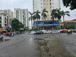 Bán tòa khách sạn lô góc 8 nổi, 1 chìm, dòng tiền 200tr/tháng, phân lô ôtô khu man bồi gốc găng