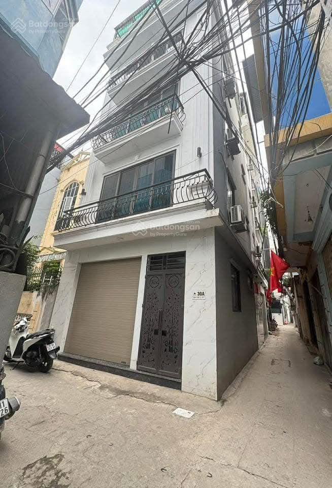 Nhà đẹp mặt ngõ lô góc gần phố,cạnh trường chuyên nguyễn huệ, 30m ôtô tránh,35m2 x 5 tầng hơn 8 tỷ