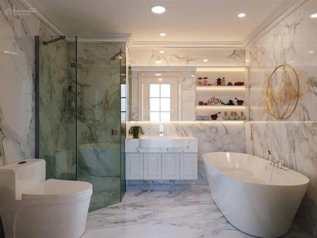 Nhà đẹp mậu lương sát đường hoàng công, phân lô ô tô tránh, vỉa hè kinh doanh, 60m2 x 5t hơn 17 tỷ