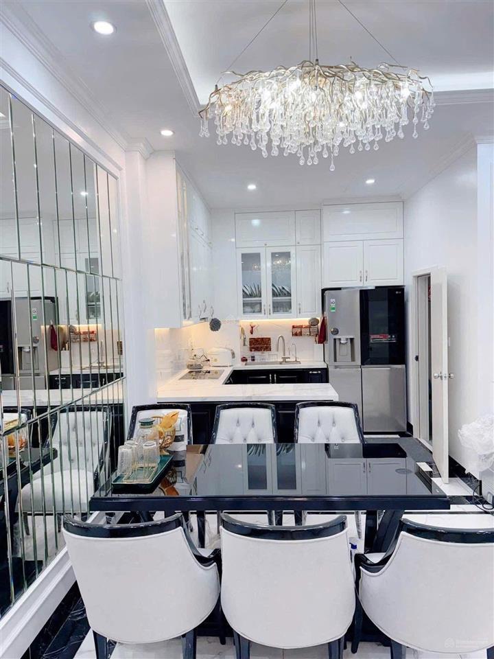Nhà đẹp mậu lương sát đường hoàng công, phân lô ô tô tránh, vỉa hè kinh doanh, 60m2 x 5t hơn 17 tỷ
