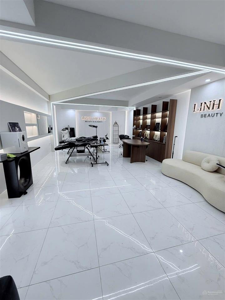 Nhà đẹp mậu lương sát đường hoàng công, phân lô ô tô tránh, vỉa hè kinh doanh, 60m2 x 5t hơn 17 tỷ