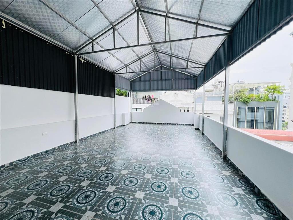 7 tầng thang máy, nội thất cao cấp, phân lô ôtô, vỉa hè,kinh doanh, hàng xóm himlam vạn phúc