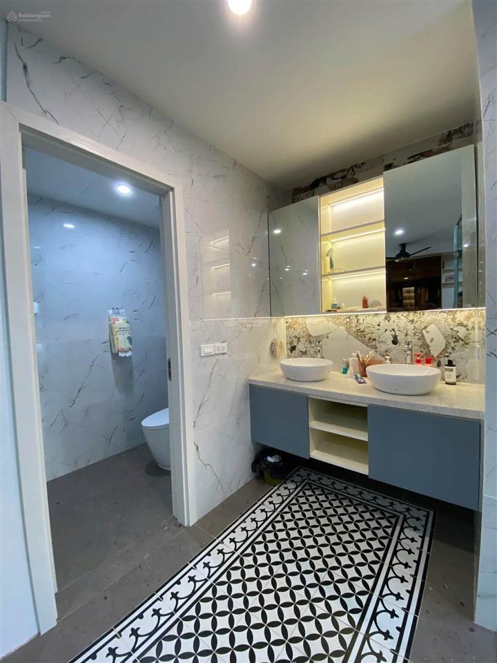 Biệt thự sân vườn kđt đô nghĩa, gần vành đai 4, ô chờ thang máy, full nội thất đẹp, 200m2 hơn 27 tỷ
