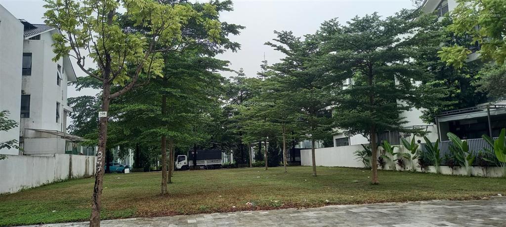 Biệt thự lô góc kđt đô nghĩa, cạnh vườn hoa,vỉa hè rộng,kinh doanh vp, 180m2 full nội thất, 31.8tỷ