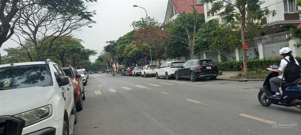 Biệt thự đơn lập kđt an hưng dương nội, sát hồ điều hòa, công viên, nhà đẹp full gỗ, 300m2 hơn 80tỷ