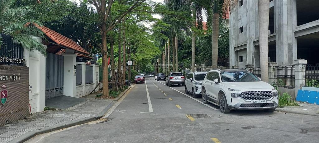 Biệt thự đơn lập kđt an hưng dương nội, sát hồ điều hòa, công viên, nhà đẹp full gỗ, 300m2 hơn 80tỷ