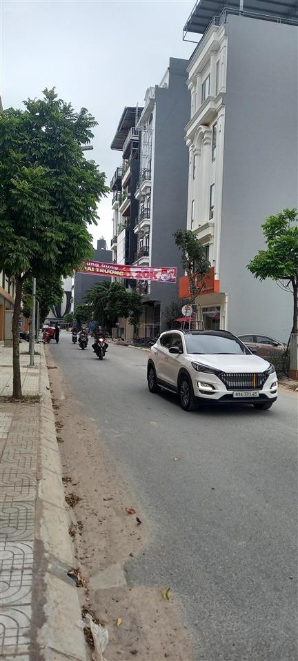Bán đất đấu giá mả trâu sát kđt đô nghĩa,cụm cn đông la, vành đai 4, đầu tư sinh lời, 105m2, 18.3tỷ