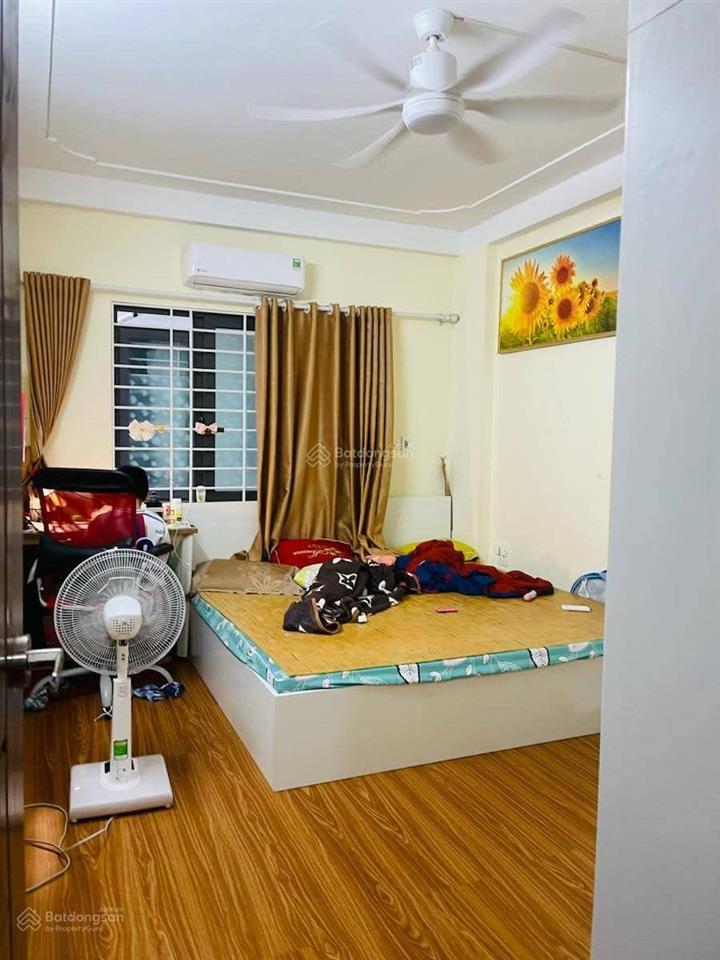 Nhà đẹp gần phố tổ 15 yên nghĩa, ô tô đỗ cổng, 30m ô tô tránh, 30m2 x 5 tầng, 4.2 tỷ
