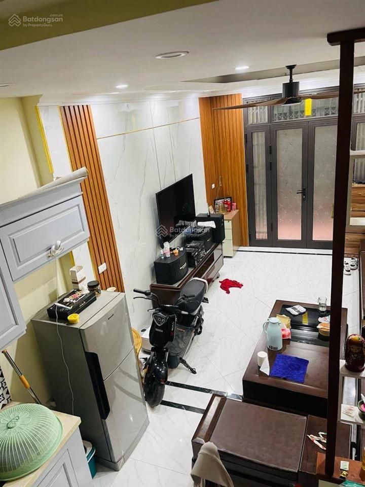 Nhà đẹp gần phố tổ 15 yên nghĩa, ô tô đỗ cổng, 30m ô tô tránh, 30m2 x 5 tầng, 4.2 tỷ