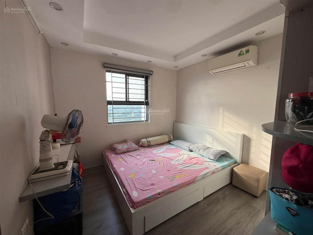 Tầm tc nhỉnh 3 tỷ không nhiều căn hộ cc 68m2, 2pn, 2wc, sát phố, gần bx, ga tàu điện, vành đai 4