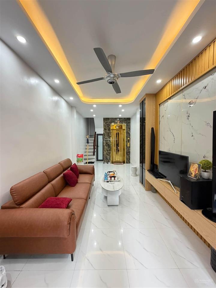 Phân lô ôtô khu a học viện chính trị bqp hà đông, 5 tầng thang máy, 3 ngủ kk, full nội thất, 9.45tỷ