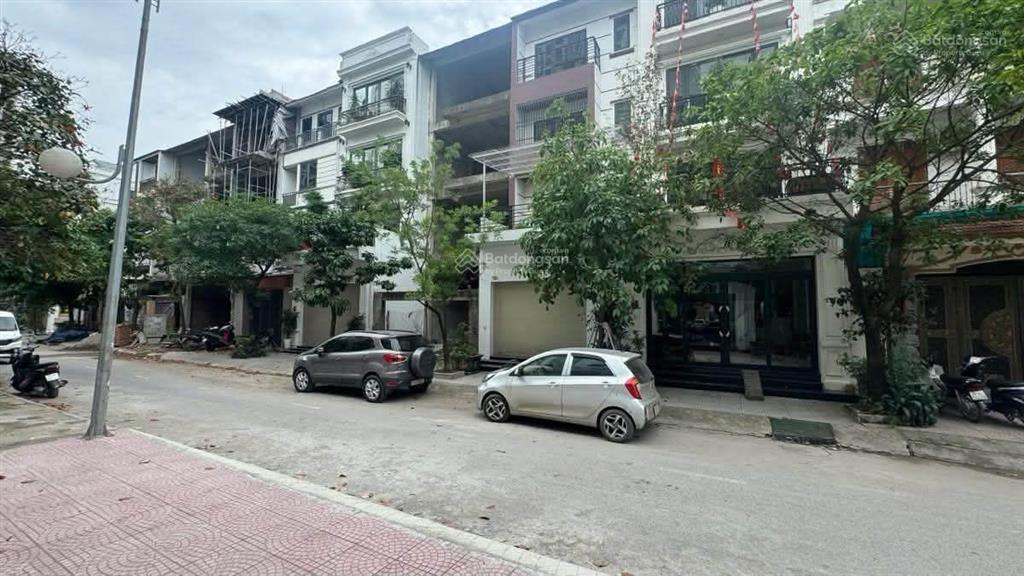 Bán liền kề khu nhà ở btl thủ đô hn, gần bx yên nghĩa, view đơn vị quân đội, ôtô kinh doanh, 27.8tỷ