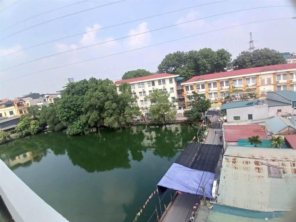 Nhà mới view hồ, ngõ thông ôtô đỗ cửa, sát trường thcs yên nghĩa, 48m2 x 5 tầng thang máy, 10.3 tỷ