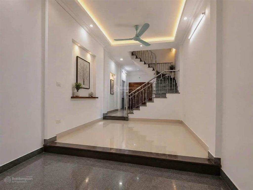 Sát phố ngõ thông ôtô qua, kinh doanh, 100m trường thpt văn khê chợ bông đỏ, 45m2 x 5 tầng, 7.85 tỷ