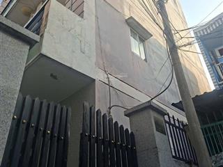 Quận 4  chỉ 4,1 tỷ hẻm 692 đoàn văn bơ 5,5x10,3m 4 tầng btct 4pn 3wc, hoàn công 157,6m2 sàn