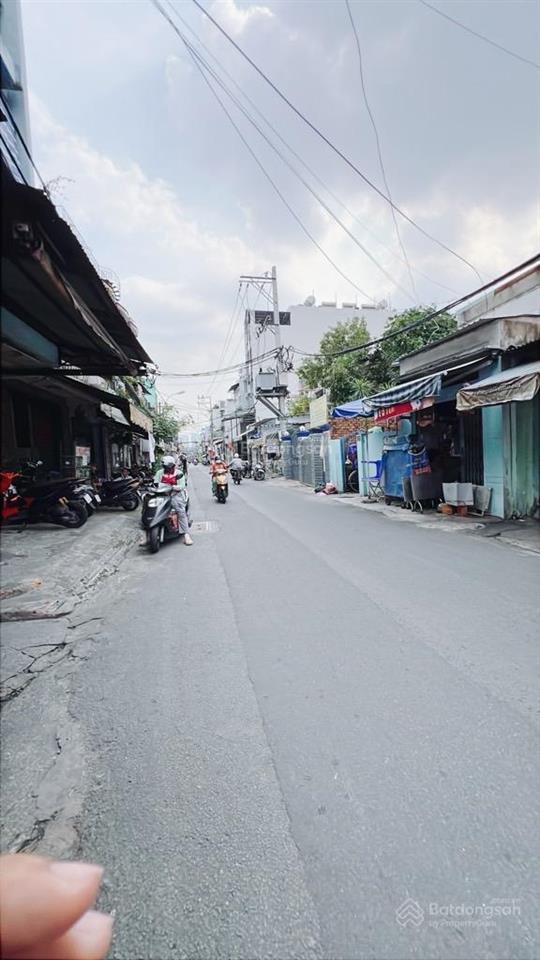 Quận 4  mặt tiền đường xóm chiếu  446m2, 3 tầng  62 tỷ