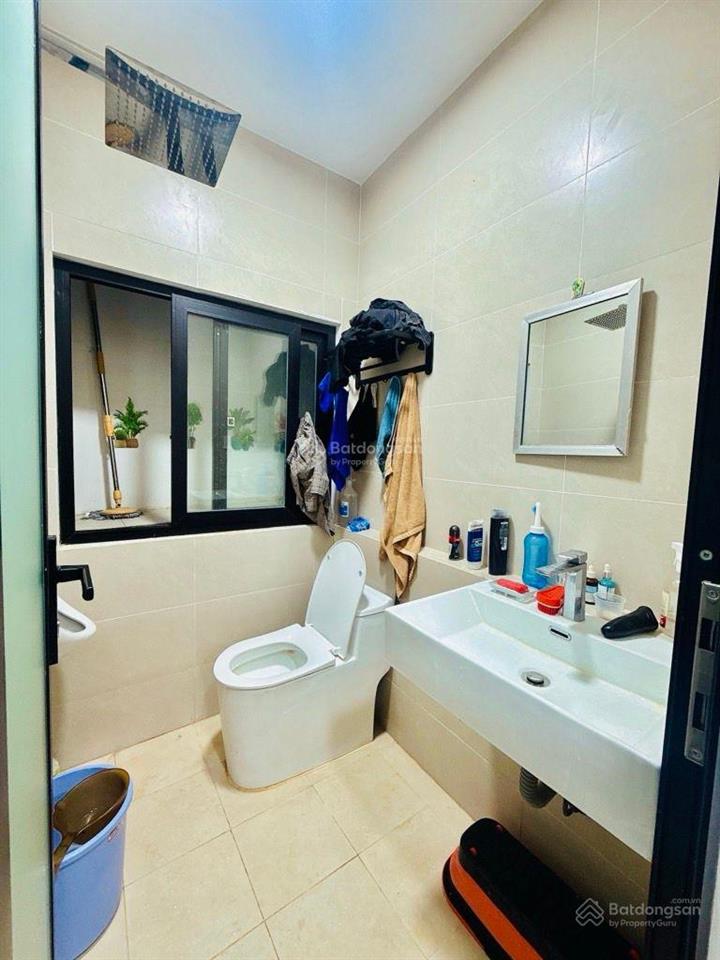 Quận 4 gần hồ bơi bến vân đồn, 37,2m2, 4tầng, 4pn, 3wc 5,2tỷ