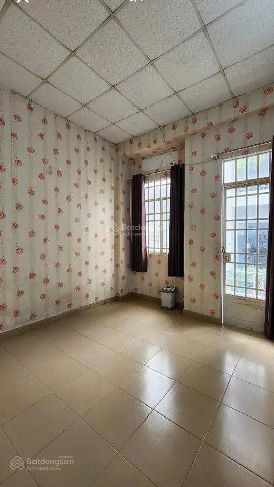 4,5tỷ tl mạnh  30,4m2, 3tầng, 4pn, 2wc quận 7huỳnh tấn phát