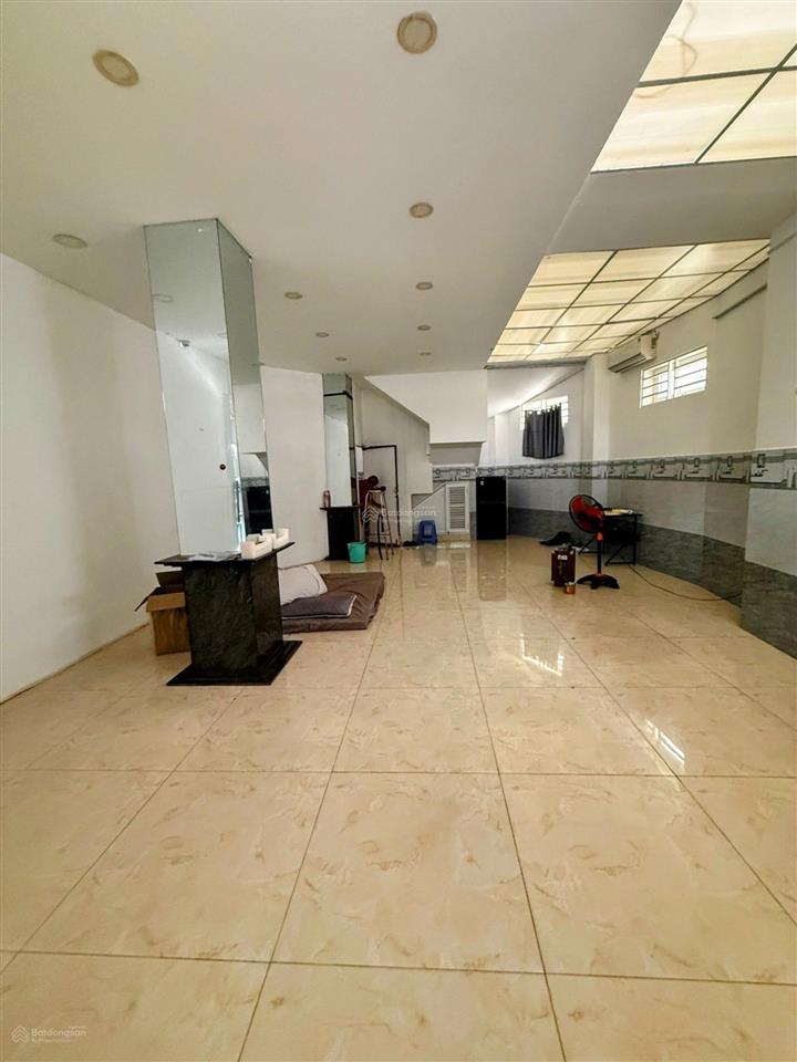Chdv quận 4  mặt tiền tôn thất thuyết  95,3m2, 7tầng, 22 phòng  31tỷ