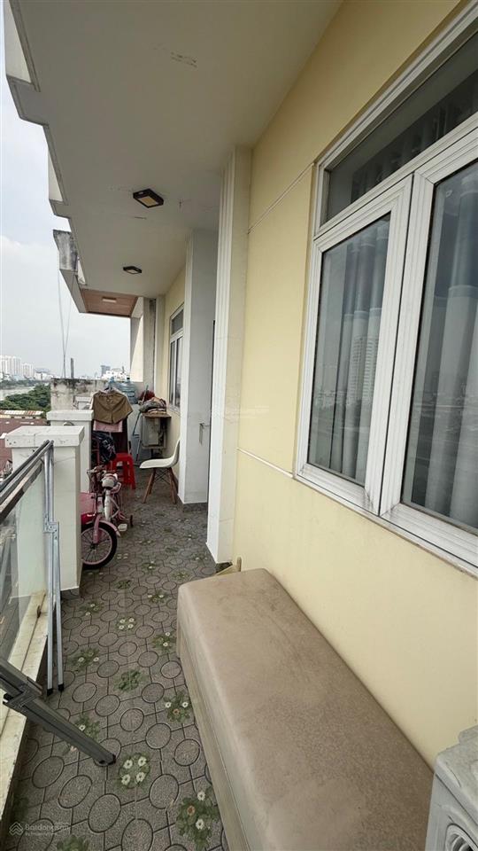Chdv quận 4  mặt tiền tôn thất thuyết  95,3m2, 7tầng, 22 phòng  31tỷ