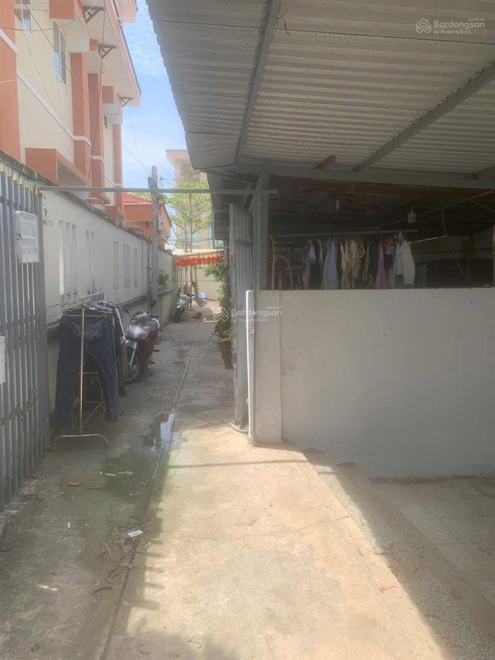 Nhà kẹp bờ từng ubnd xã bình khánh, cần giờ, 186m2 đất, 2,3tỷ