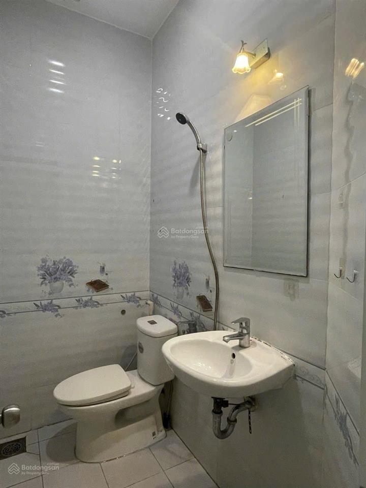 Chủ hạ còn 5,7 tỷ. nhà hẻm xe hơi 20m ra mt tôn thất thuyết, q4. 34,7m², 4 tầng, 5pn, 4wc