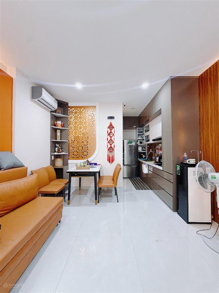 Quận 4  nhà mặt tiền đường số tân vĩnh, 8,75 tỷ, 28m², 4 tầng, 3pn, 3wc, 1 thờ