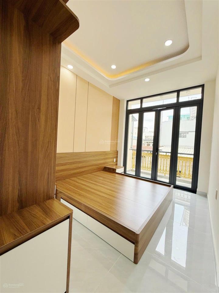 Nhà mới quận 4  49,4m², 4 tầng, 5pn, 4wc  5,55 tỷ
