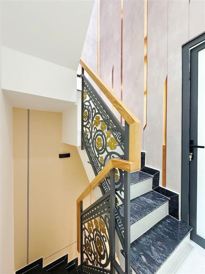 Nhà mới quận 4  49,4m², 4 tầng, 5pn, 4wc  5,55 tỷ