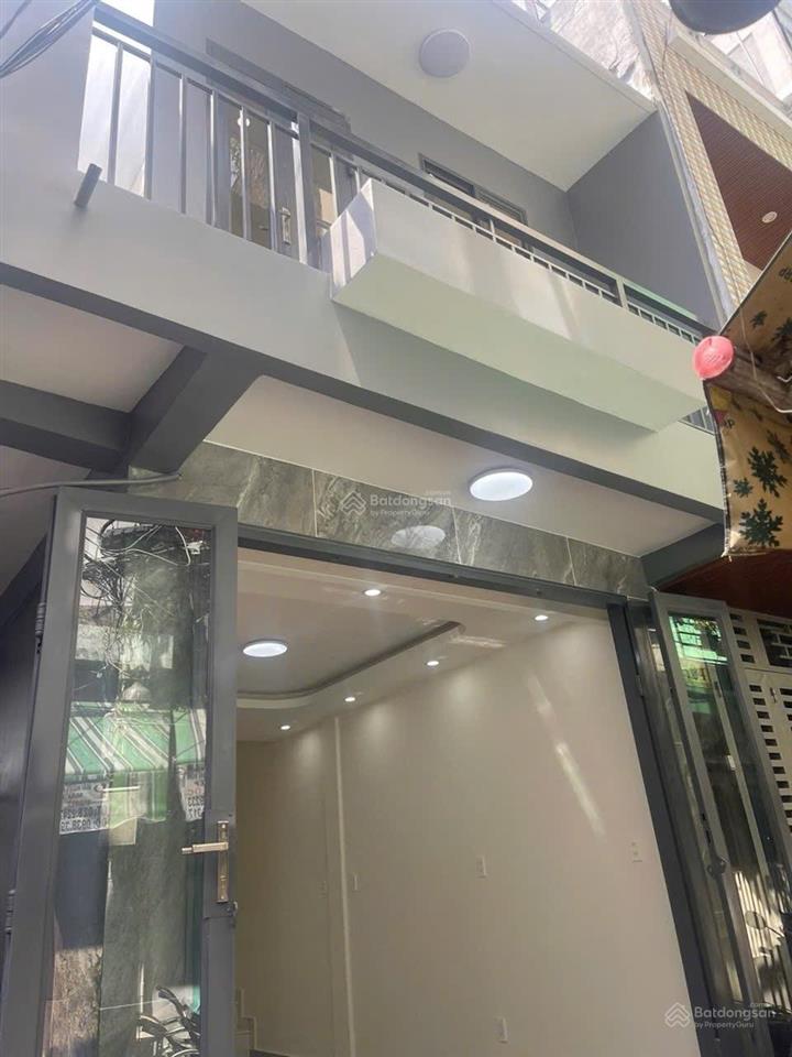 Quận 4  nhà lô khu 20 thước hoàng diệu, 21,7m2, 2 tầng  4,2 tỷ