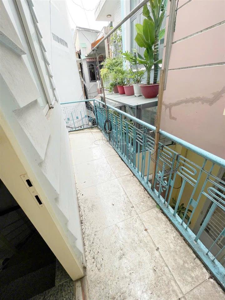 Quận 4 nhà góc tôn đản & vĩnh hội, 28,3m2, 3 tầng, 3,7 tỷ