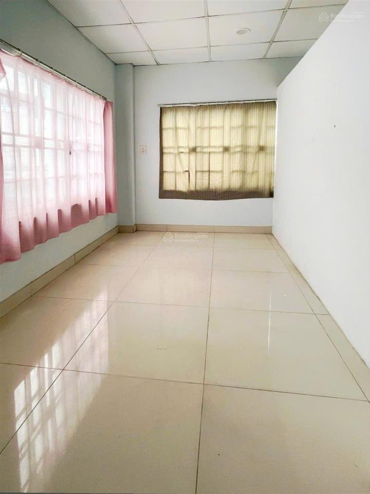 Quận 4 nhà góc tôn đản & vĩnh hội, 28,3m2, 3 tầng, 3,7 tỷ