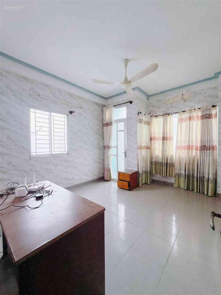 Quận 4 48,7m2, 5 tầng chủ giảm còn chỉ 3,95tỷ