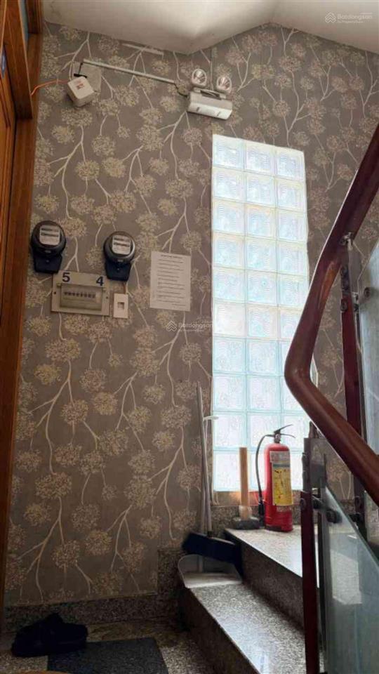 Quận 4  nhà mặt tiền đoàn văn bơ, 39,6m2, 5 tầng, 6,4 tỷ