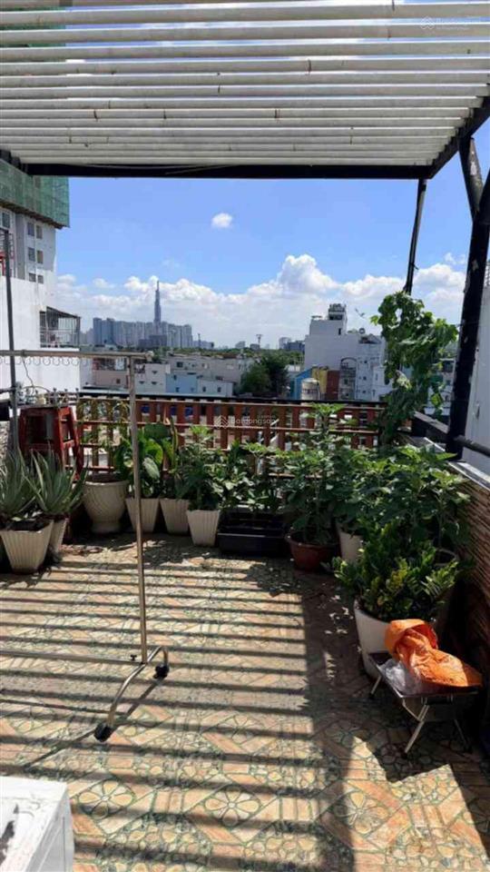 Quận 4  nhà mặt tiền đoàn văn bơ, 39,6m2, 5 tầng, 6,4 tỷ