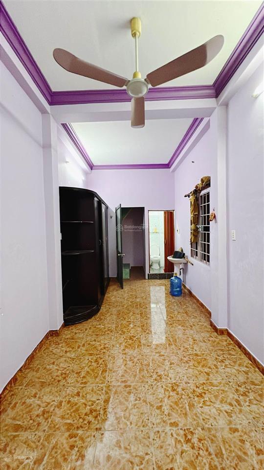 Quận 4 nhà lô khu 20 thước hoàng diệu, 20m2, 5 tầng 4,8tỷ