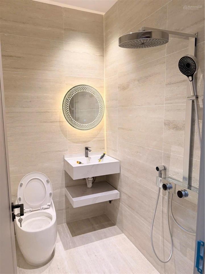 Quận 4  nhà đường số vĩnh hội, 40m2, 5 tầng, 8,79 tỷ