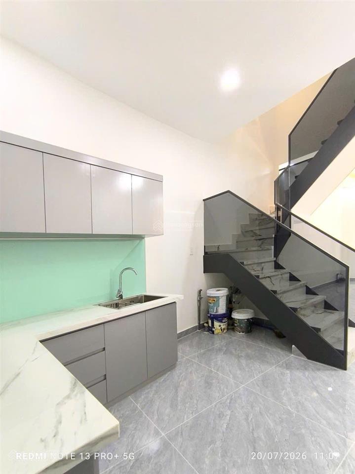 Quận 4  nhà đường vĩnh hội, 38,5m2, 2 tầng  4,75tỷ