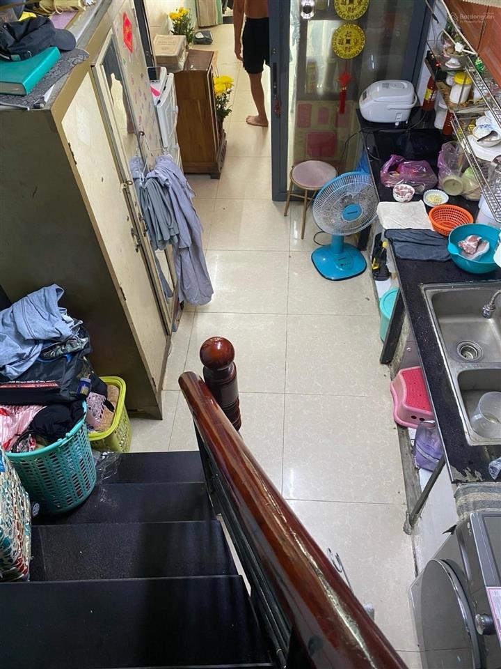 Quận 4  nhà 100m ra nguyễn tất thành, 25,5m2, 4tầng  4,1tỷ