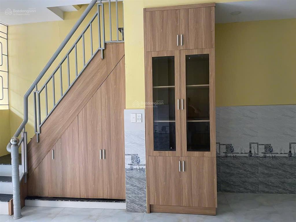Quận 4  nhà hẻm 243 tôn đản, 56m2, 2 tầng, 3pn, 3wc  4,55 tỷ