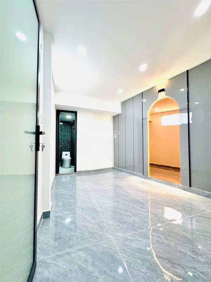 Q. 4  80m ra đường vĩnh hội, 38,5m2, 2 tầng, nhỉnh 4tỷ