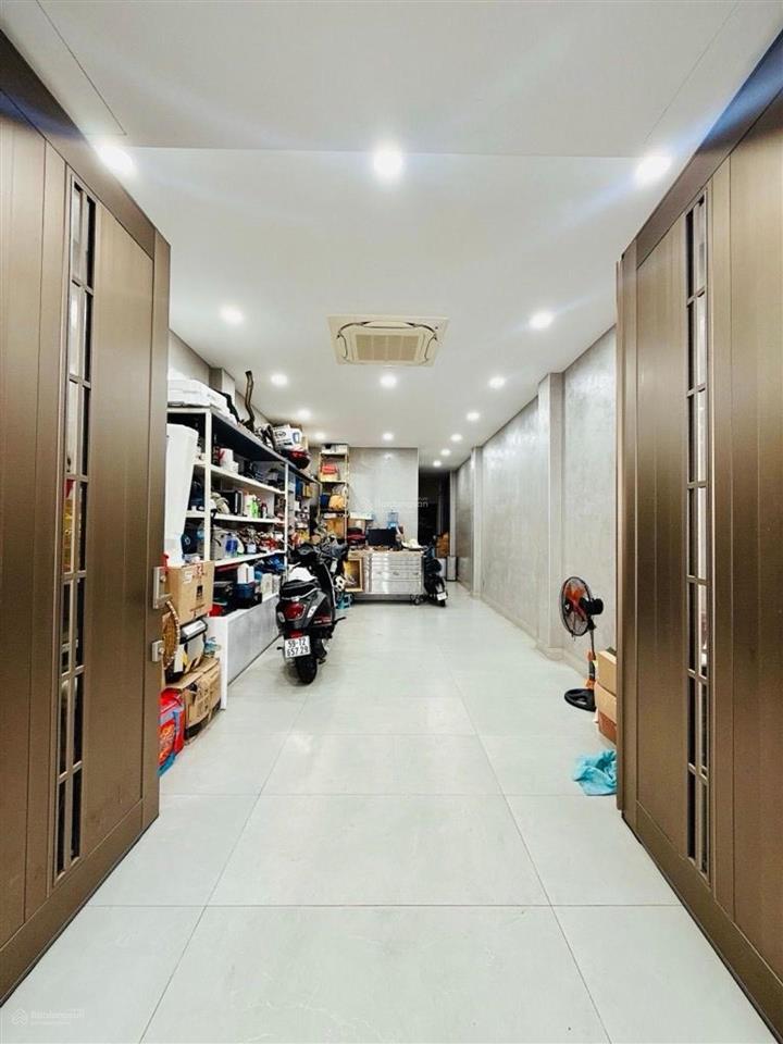 Quận 4  tôn đản, nhà nội thất cao cấp, 62m2, 5 tầng, 8,4 tỷ