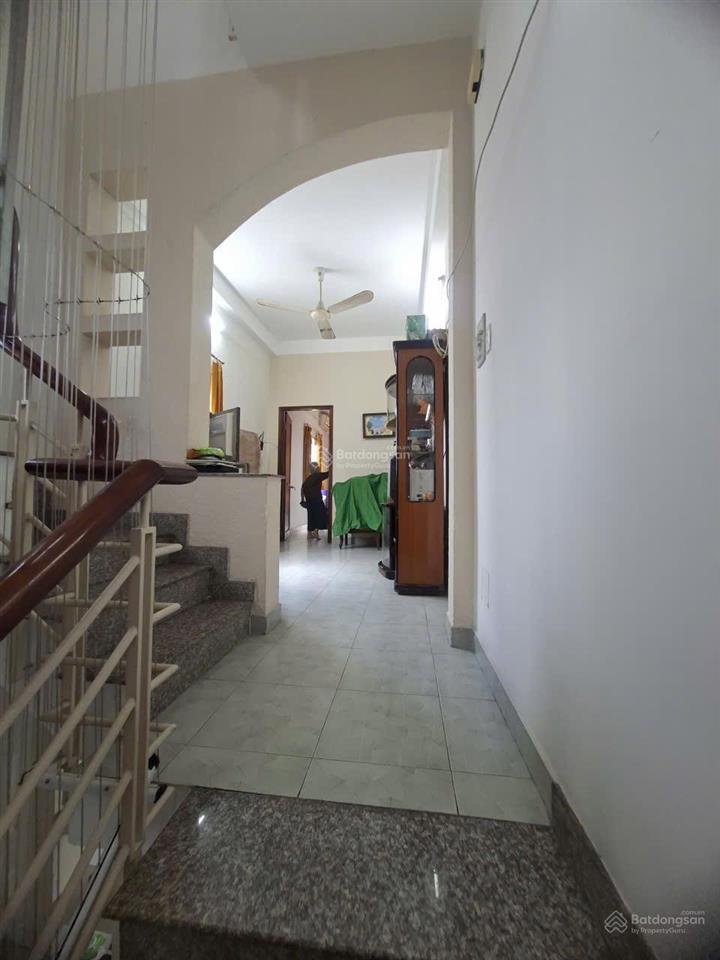 Quận 4  nhà 15m ra bến vân đồn, 54,2m2, 3 tầng, 6tỷ