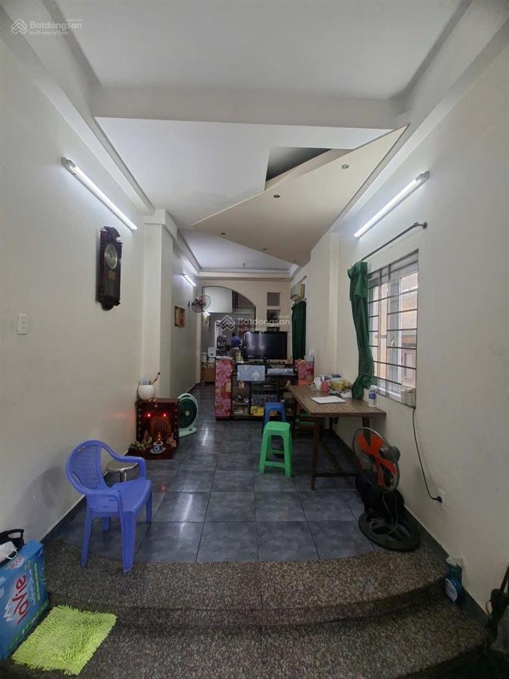Quận 4  nhà 15m ra bến vân đồn, 54,2m2, 3 tầng, 6tỷ