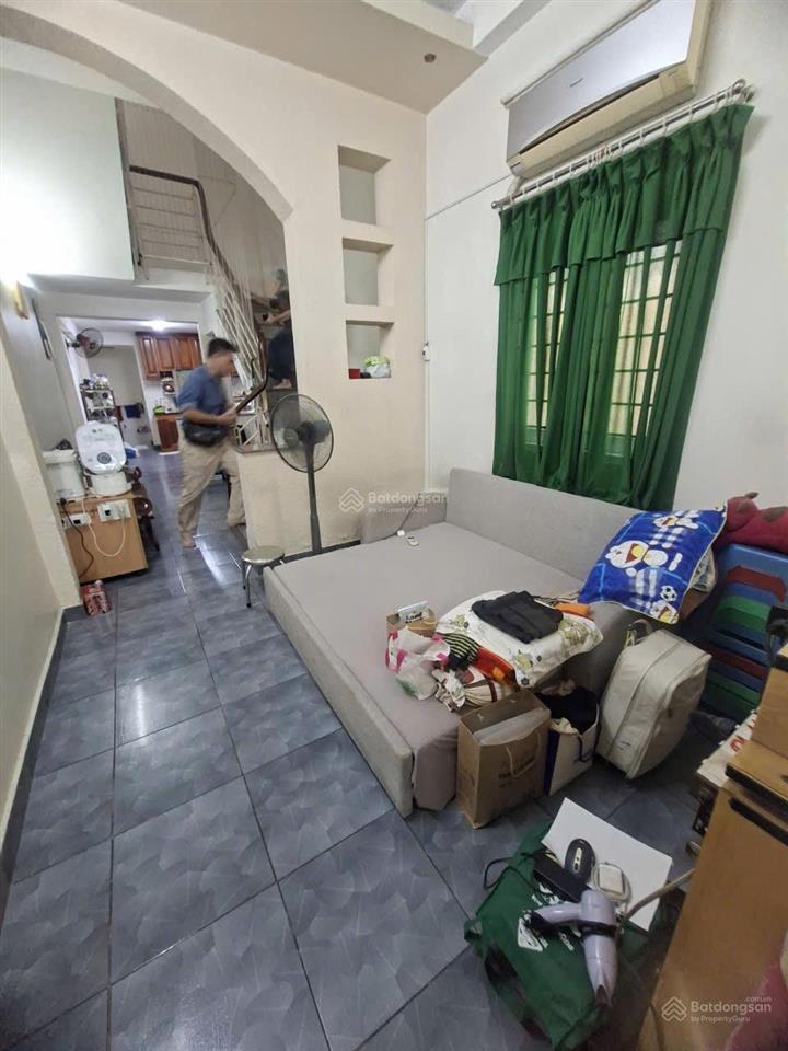 Quận 4  nhà 15m ra bến vân đồn, 54,2m2, 3 tầng, 6tỷ