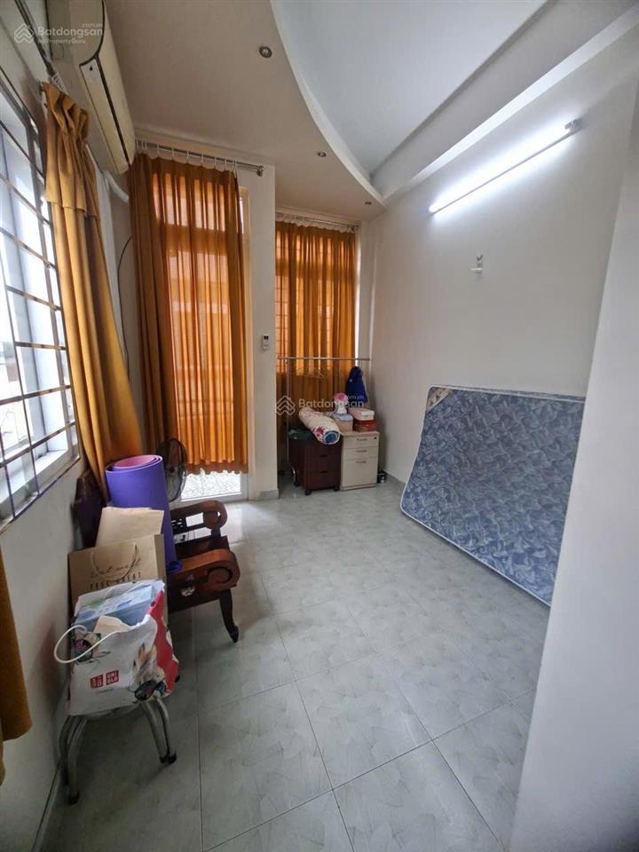 Quận 4  nhà 15m ra bến vân đồn, 54,2m2, 3 tầng, 6tỷ