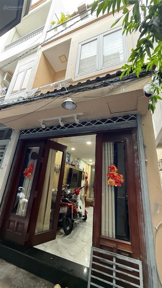 Quận 7  nhà ngộp cạnh đh marketing, 38,4m2, 3 tầng, 3,5 tỷ